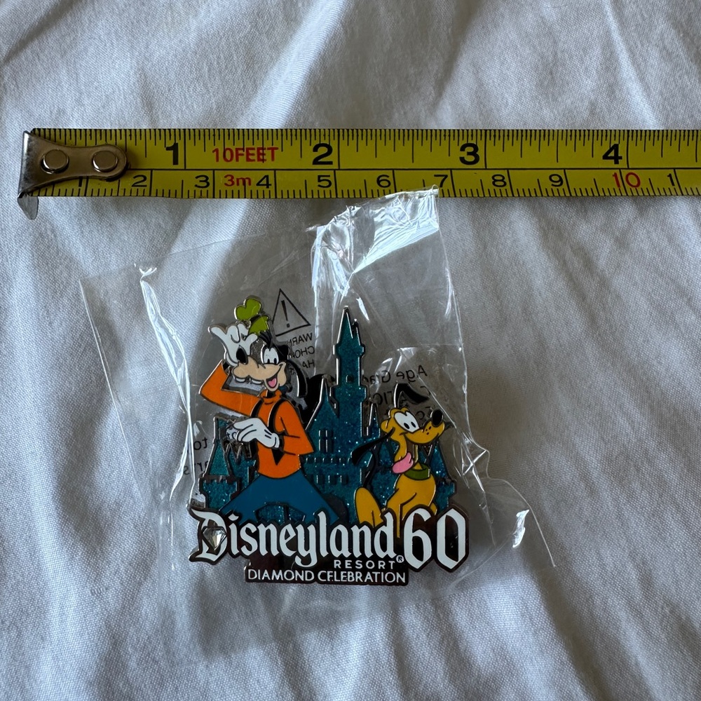 Disneyland Diamond Celebration pin- Goofy and Pluto
